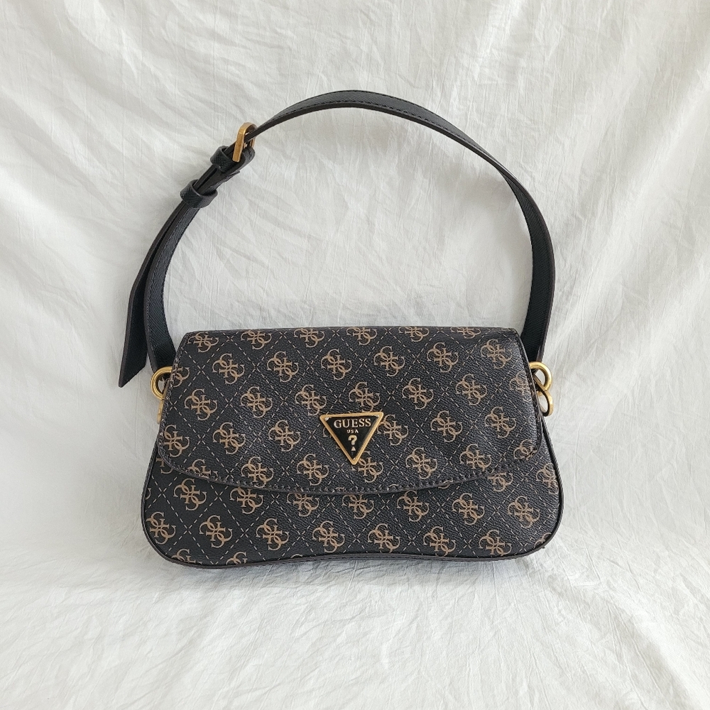 Guess Monogram Shoulder bag